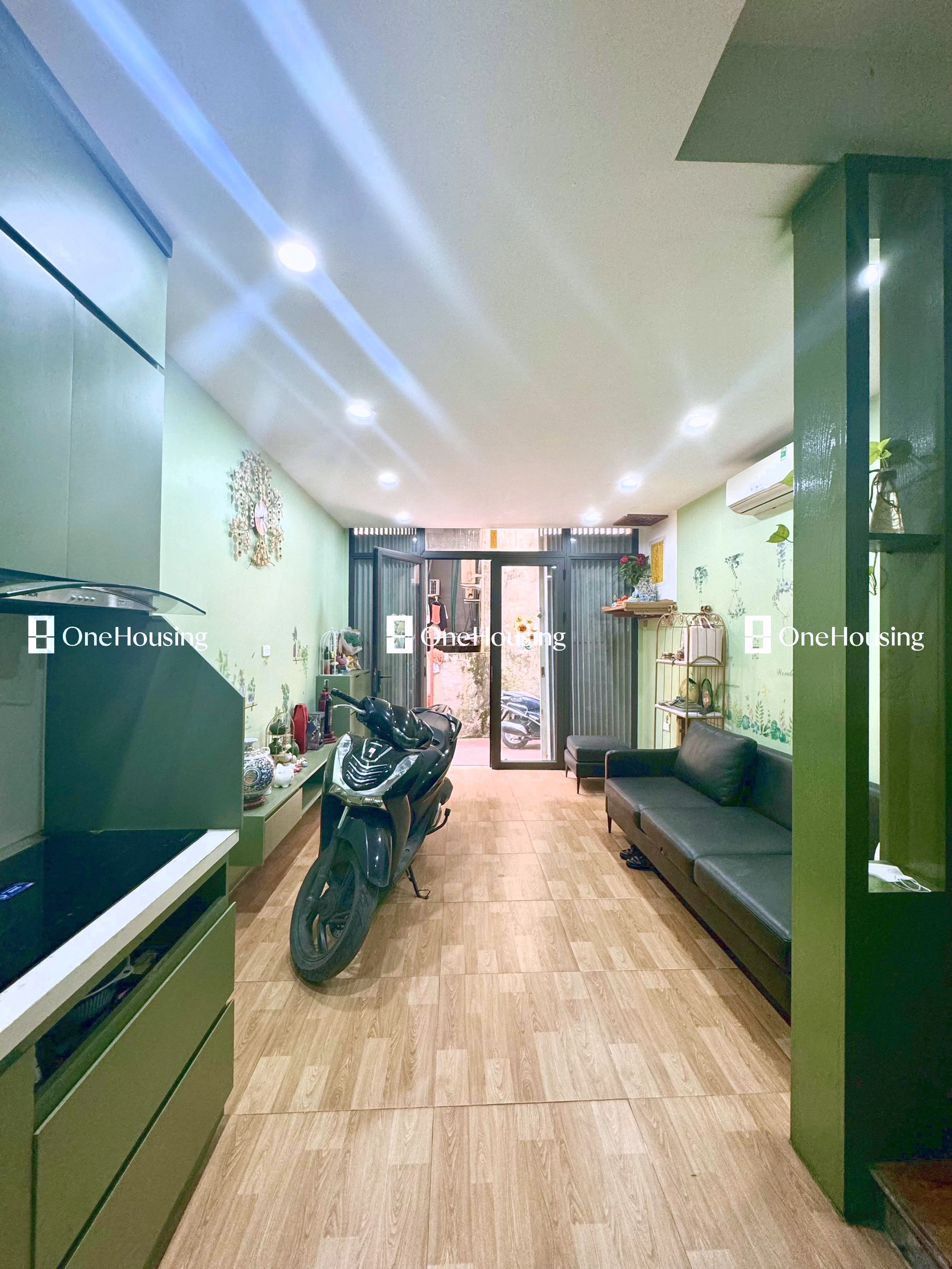 Nhà mặt ngõ cách Nghi Tàm (đường gom chân đê) 100m, P. Yên Phụ, Q. Tây Hồ, TP. Hà Nội