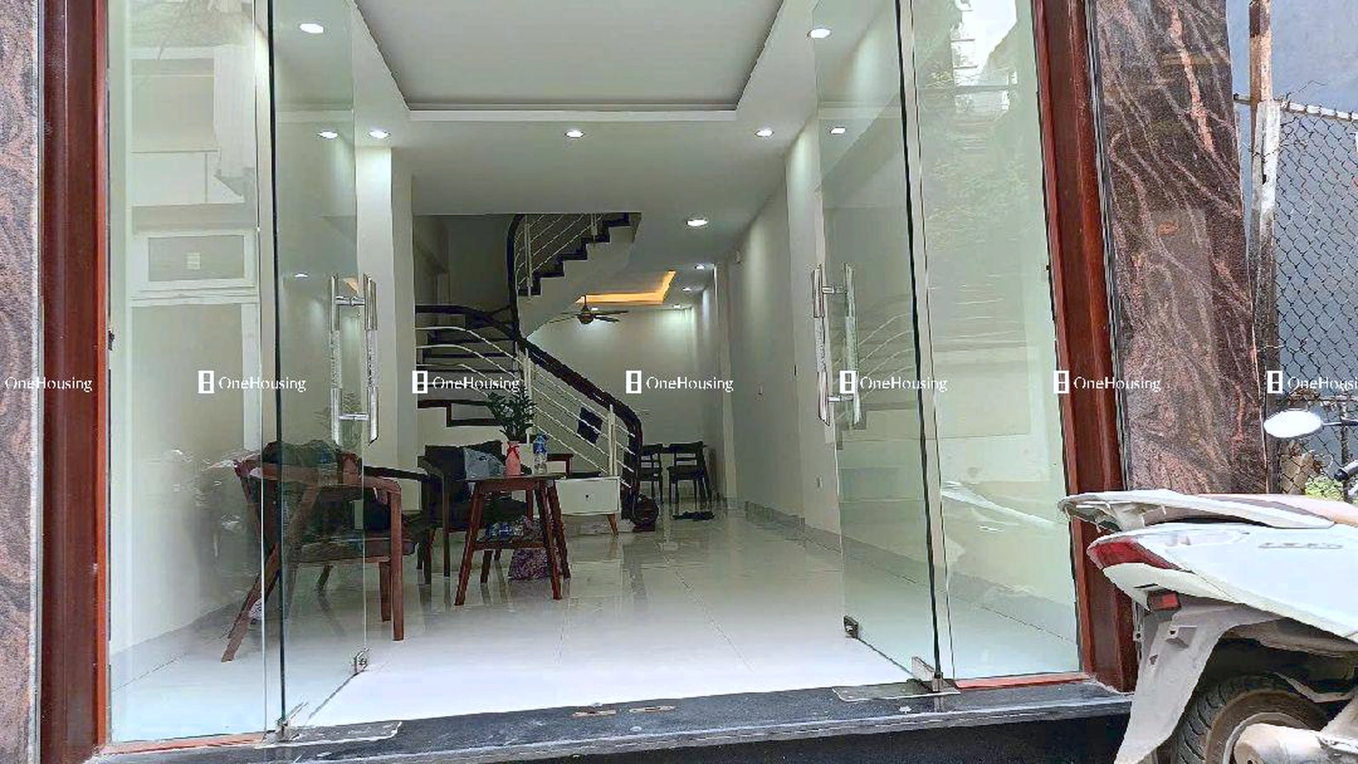 Nhà mặt ngõ cách Bát Khối (gom chân đê - trong đê) 68m, P. Long Biên, Q. Long Biên, TP. Hà Nội