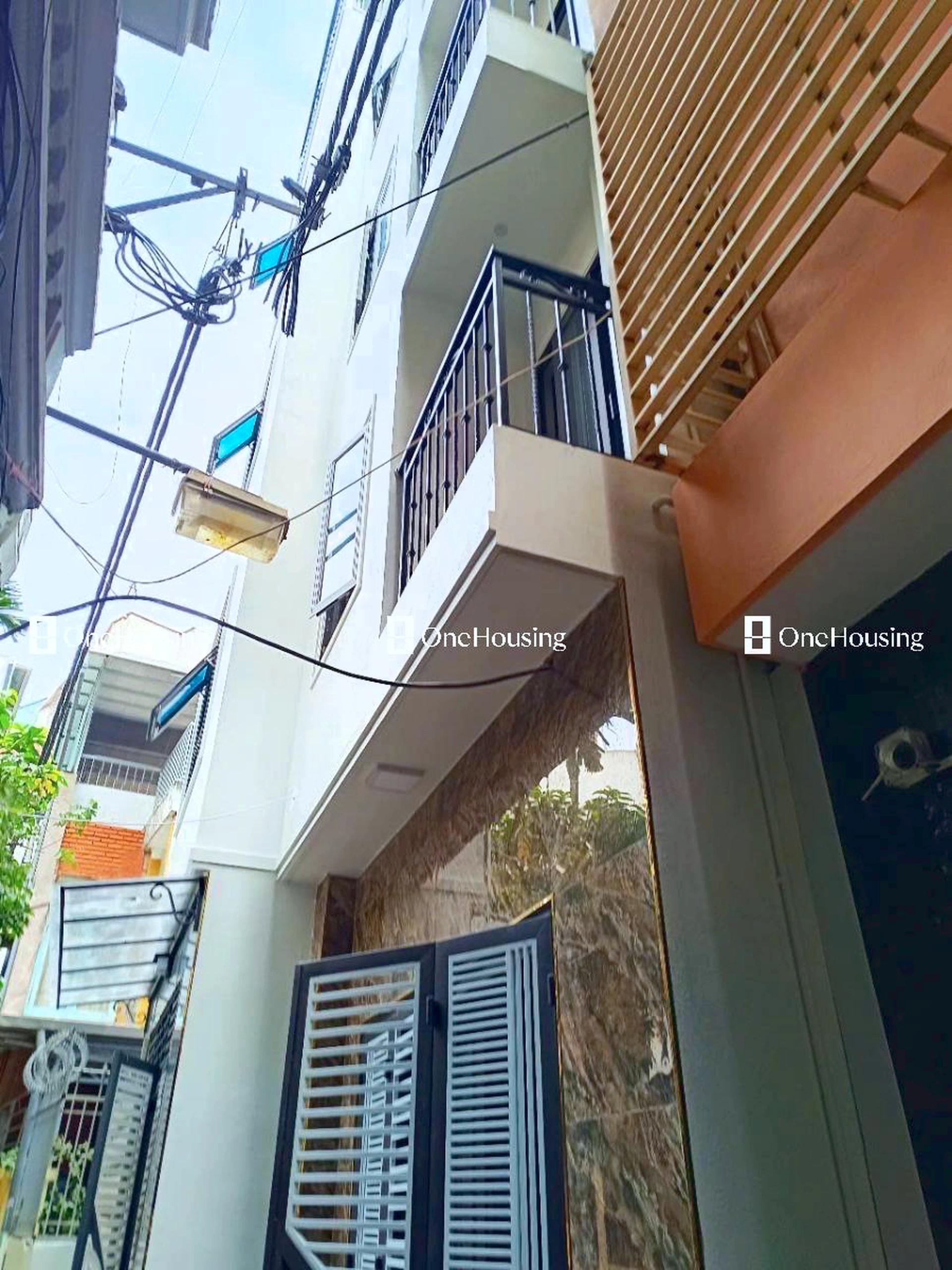 Nhà mặt ngõ cách Dương Quảng Hàm 50m, P. Dịch Vọng, Q. Cầu Giấy, TP. Hà Nội