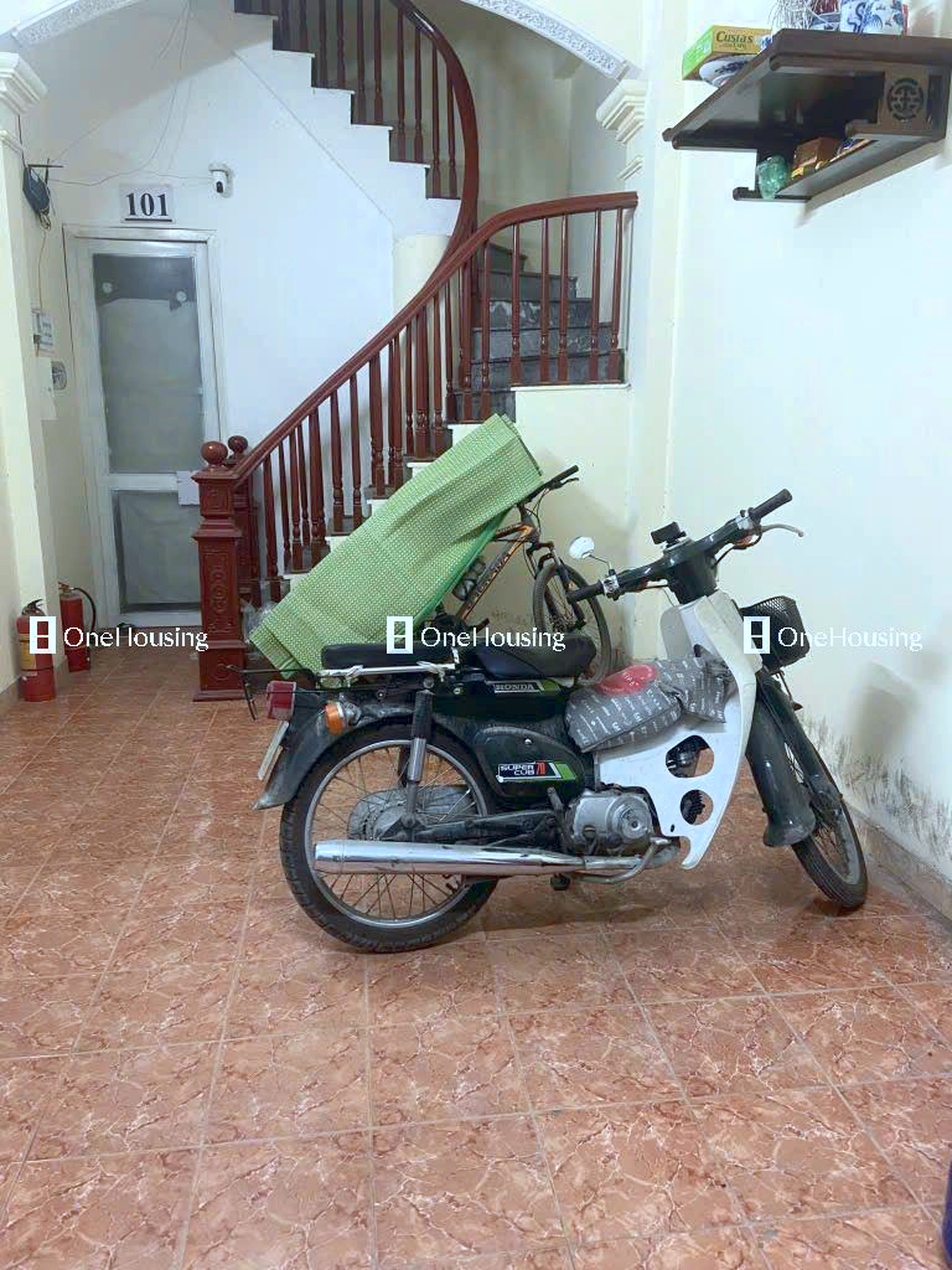 Nhà mặt ngõ cách Hồ Tùng Mậu 150m, P. Phú Diễn, Q. Bắc Từ Liêm, TP. Hà Nội
