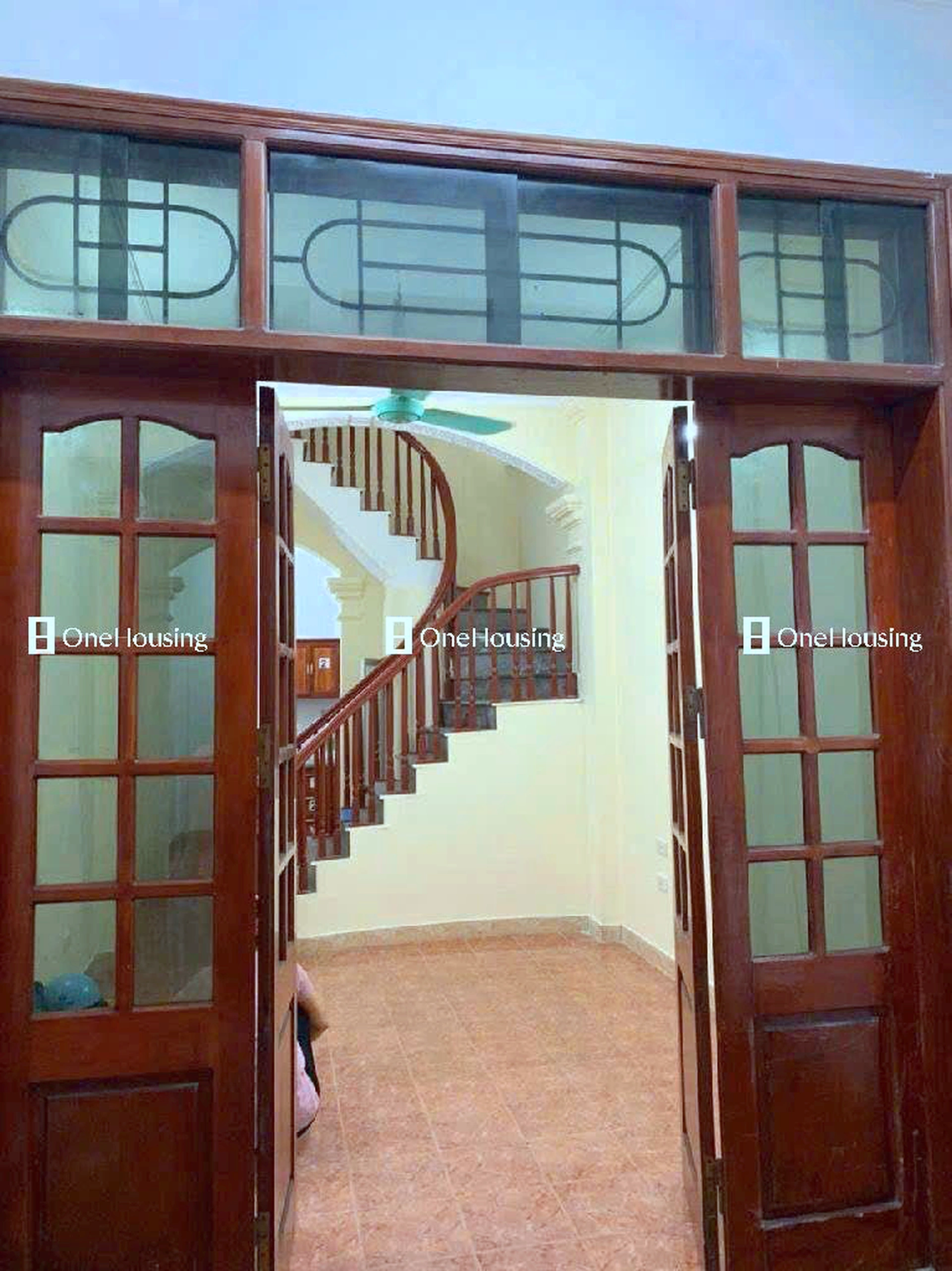 Nhà mặt ngõ cách Hồ Tùng Mậu 150m, P. Phú Diễn, Q. Bắc Từ Liêm, TP. Hà Nội