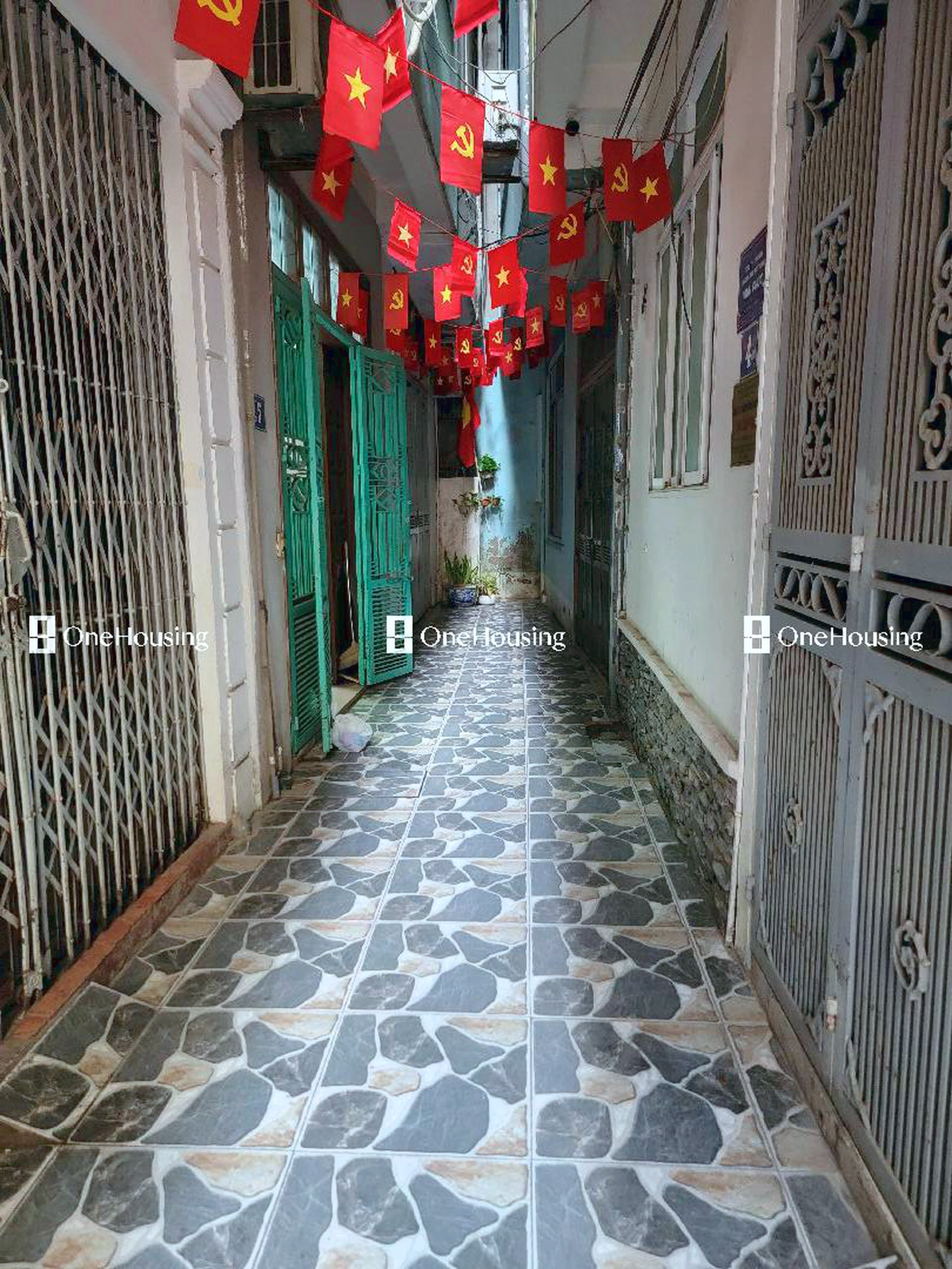 Nhà mặt ngõ cách Hồ Tùng Mậu 150m, P. Phú Diễn, Q. Bắc Từ Liêm, TP. Hà Nội