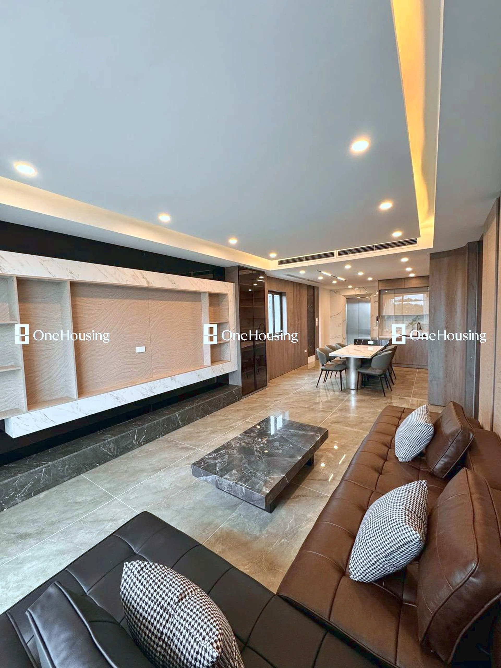 Nhà mặt phố Hoa Lâm, P. Việt Hưng, Q. Long Biên, TP. Hà Nội