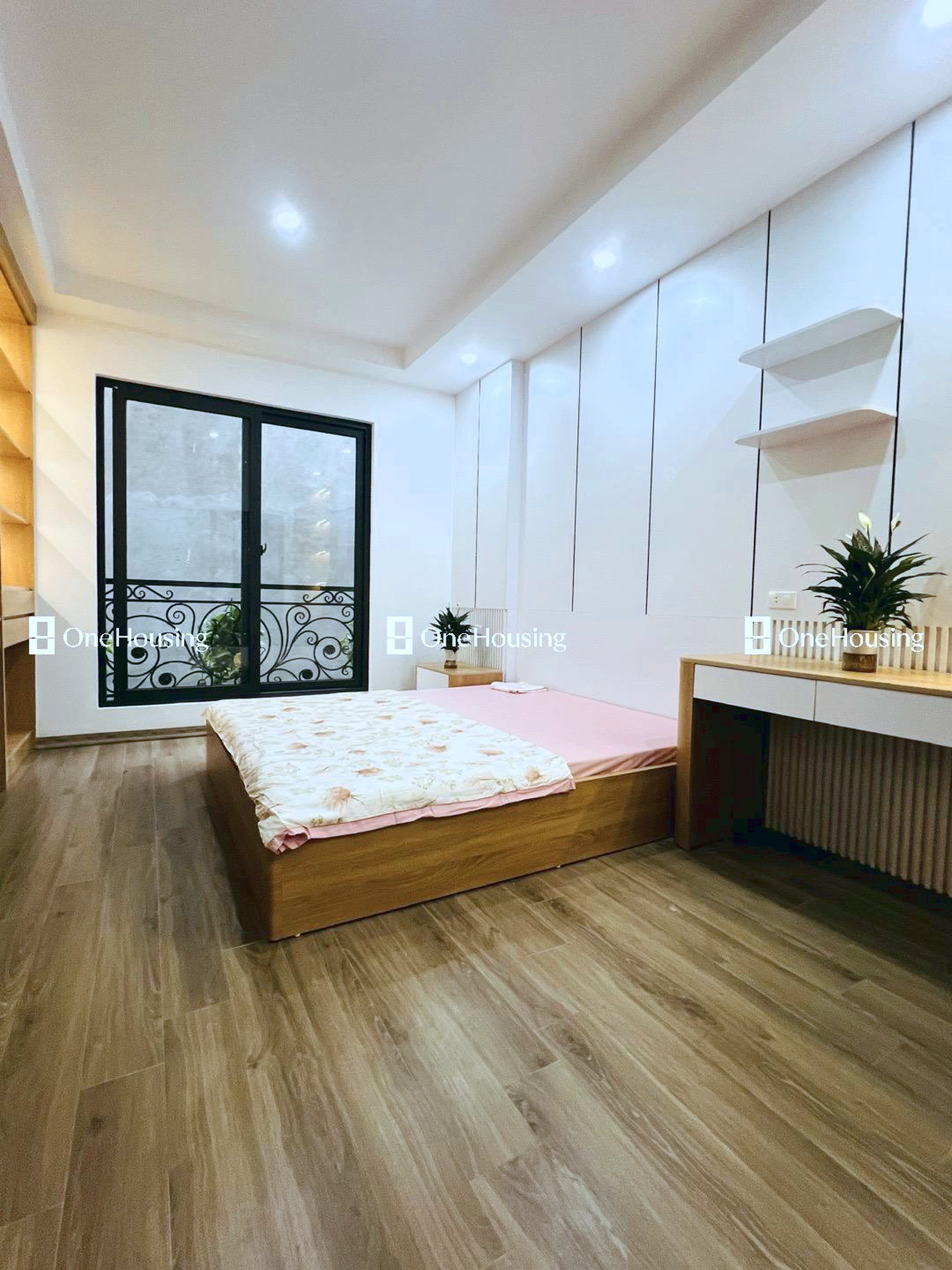 Nhà mặt ngõ cách Phạm Văn Đồng 40m, P. Mai Dịch, Q. Cầu Giấy, TP. Hà Nội