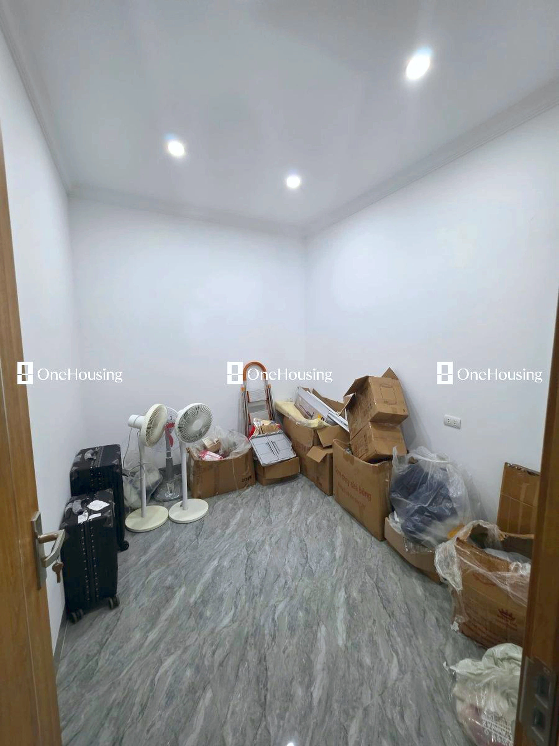 Nhà mặt ngõ cách Lê Trọng Tấn 70m, P. La Khê, Q. Hà Đông, TP. Hà Nội