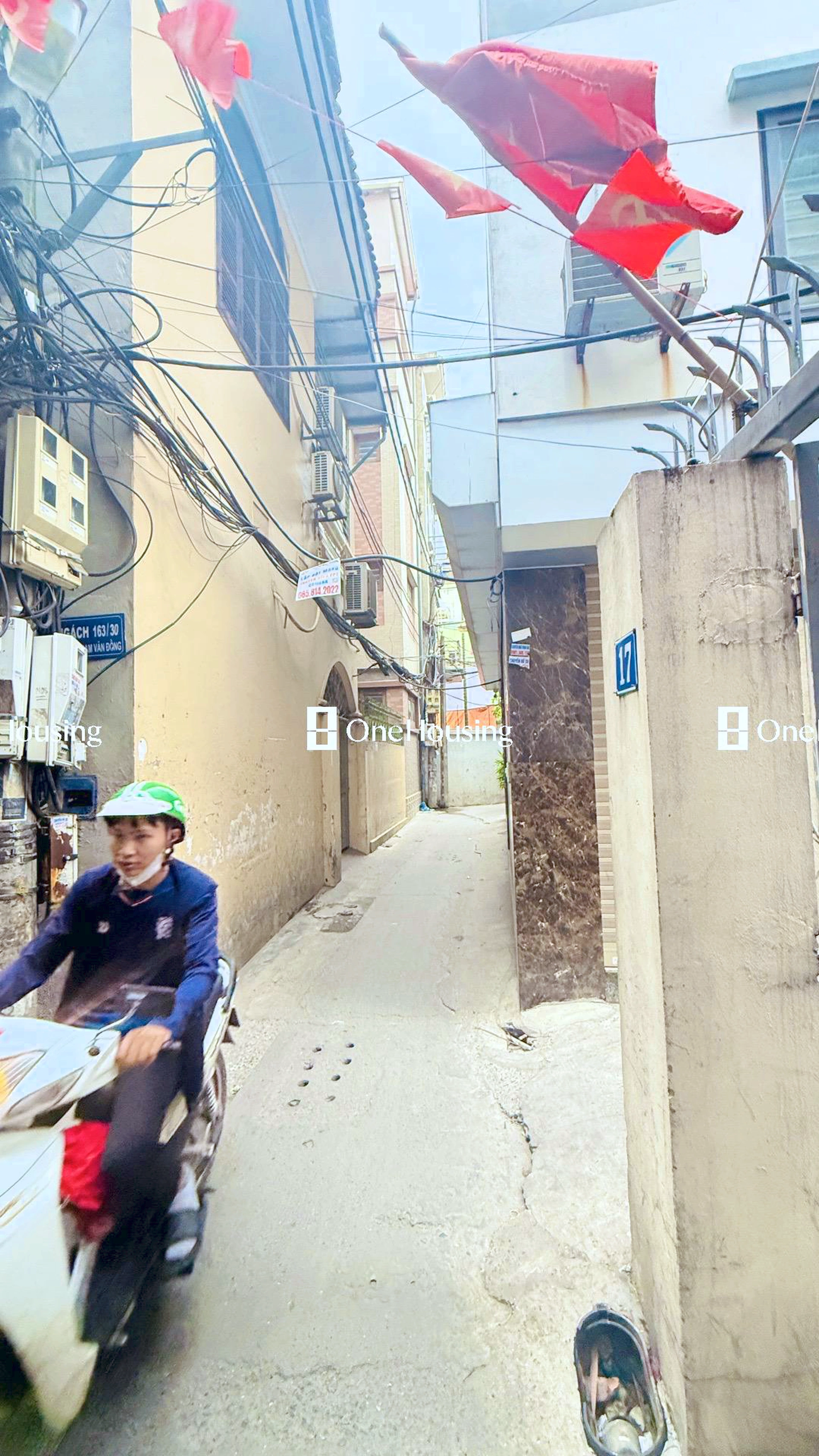 Nhà mặt ngõ cách Phạm Văn Đồng 50m, P. Mai Dịch, Q. Cầu Giấy, TP. Hà Nội