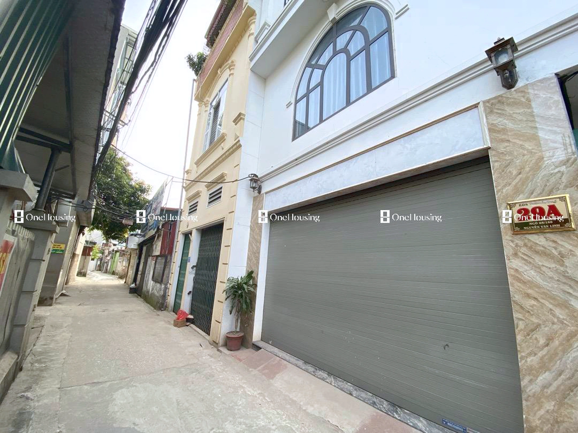 Nhà mặt ngõ cách Nguyễn Văn Linh 80m, P. Long Biên, Q. Long Biên, TP. Hà Nội