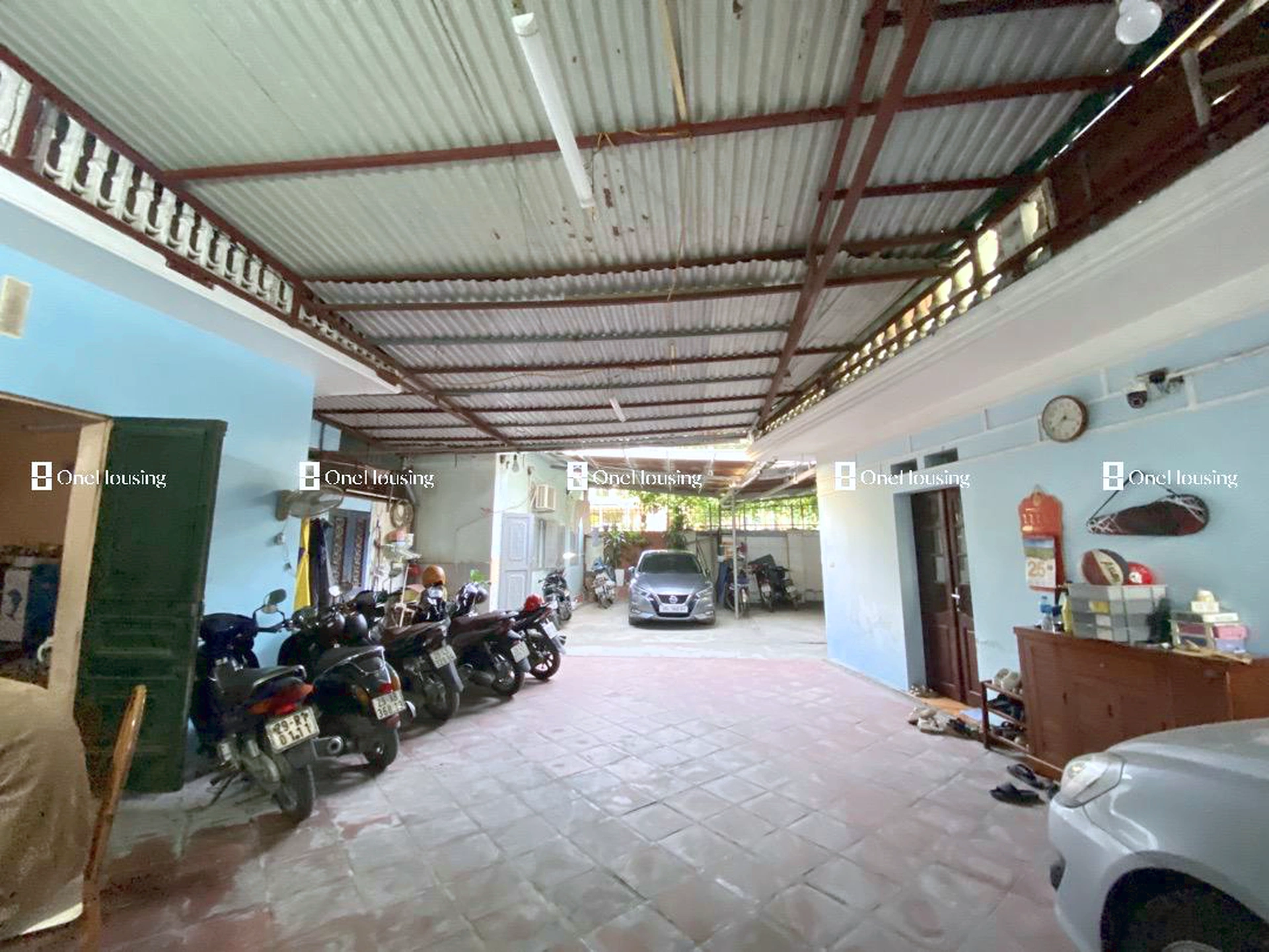 Nhà mặt phố Hoàng Công Chất, P. Phú Diễn, Q. Bắc Từ Liêm, TP. Hà Nội