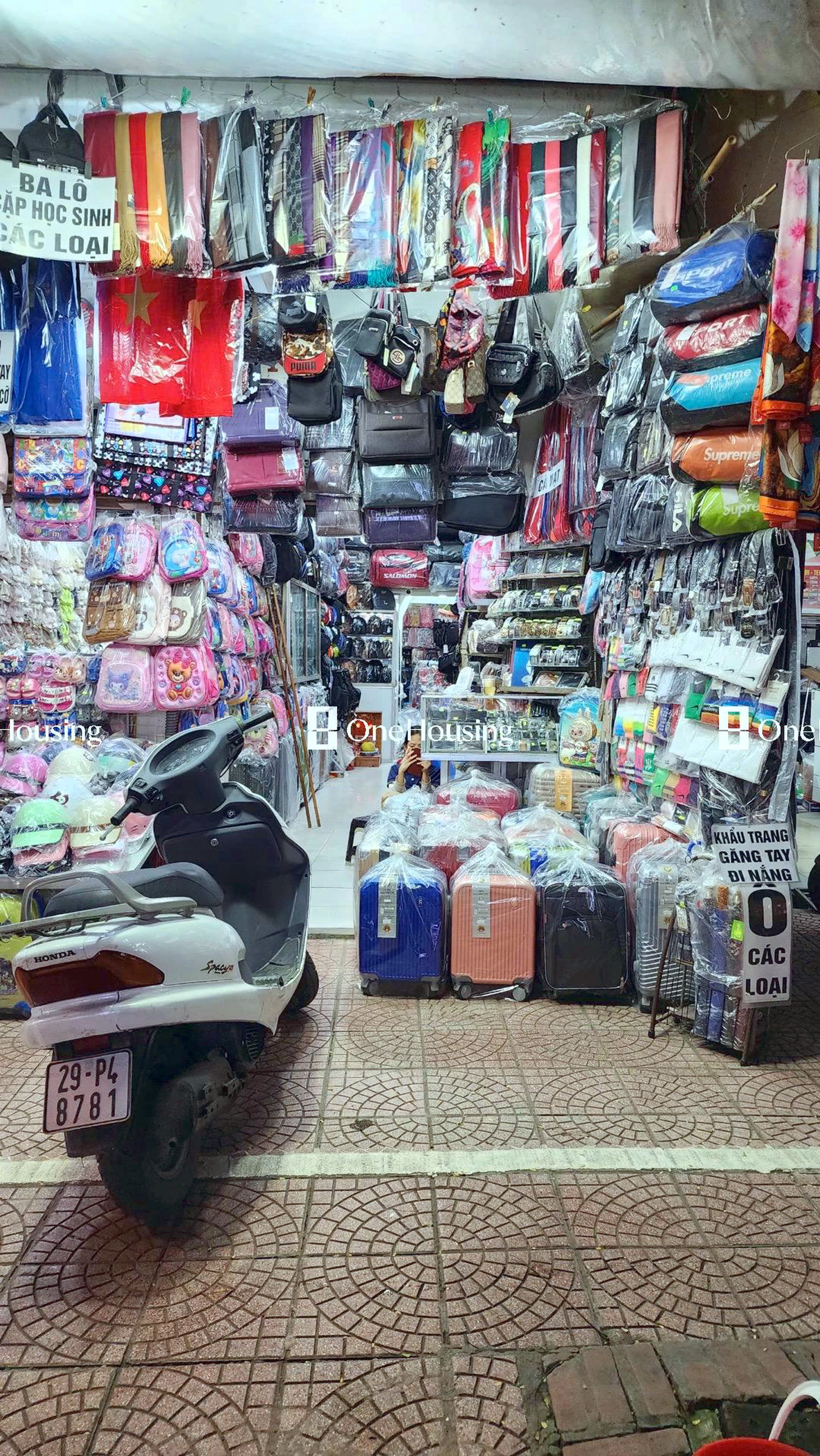 Nhà mặt phố Ngọc Lâm, P. Ngọc Lâm, Q. Long Biên, TP. Hà Nội