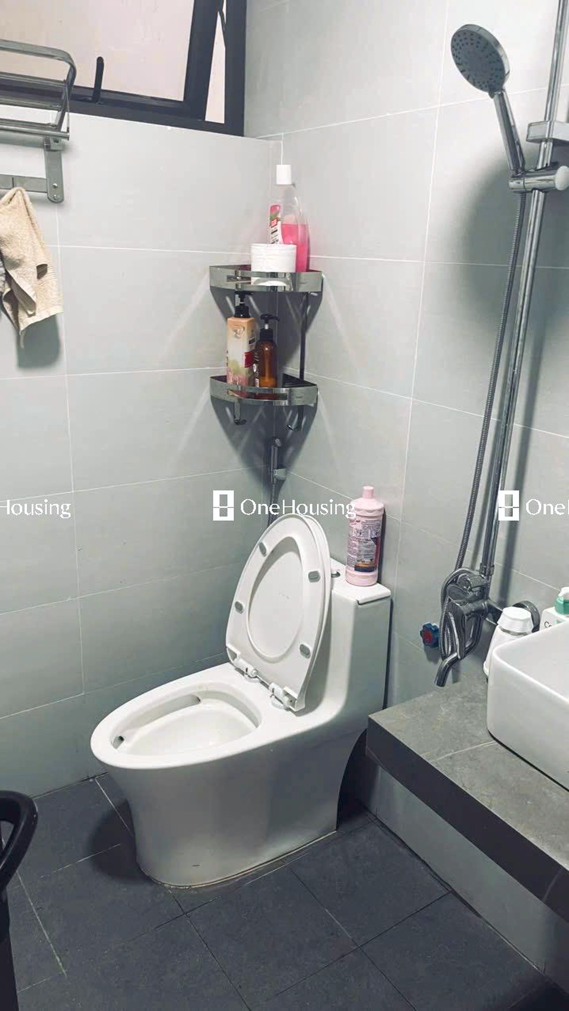 Nhà mặt phố Nguyễn Cao Luyện, P. Việt Hưng, Q. Long Biên, TP. Hà Nội