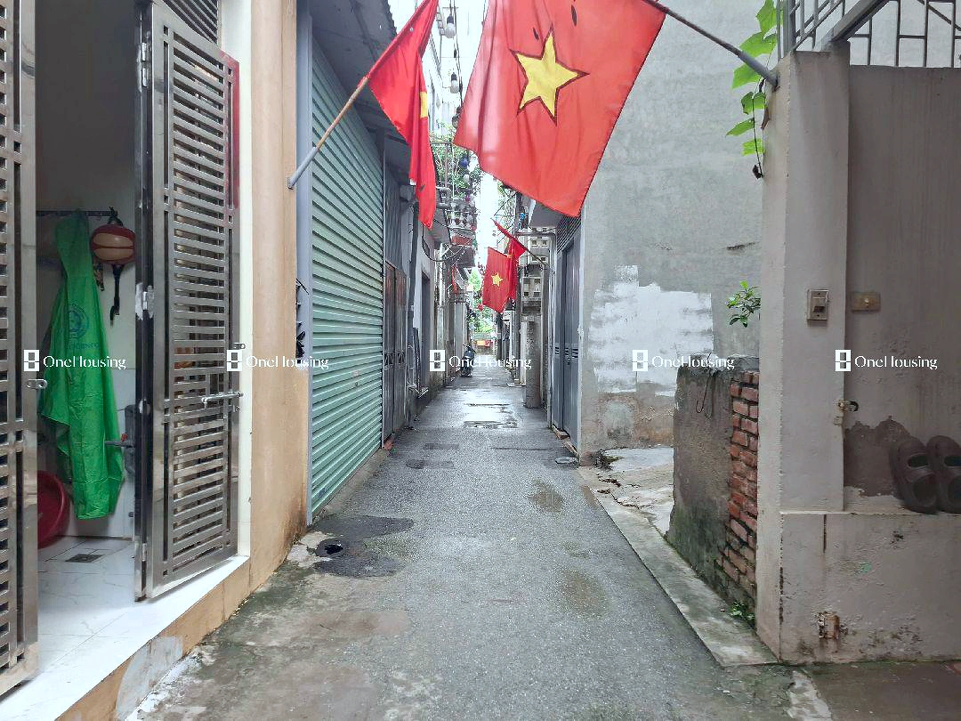 Nhà mặt ngõ cách An Dương Vương (đường gom chân đê) 50m, P. Phú Thượng, Q. Tây Hồ, TP. Hà Nội