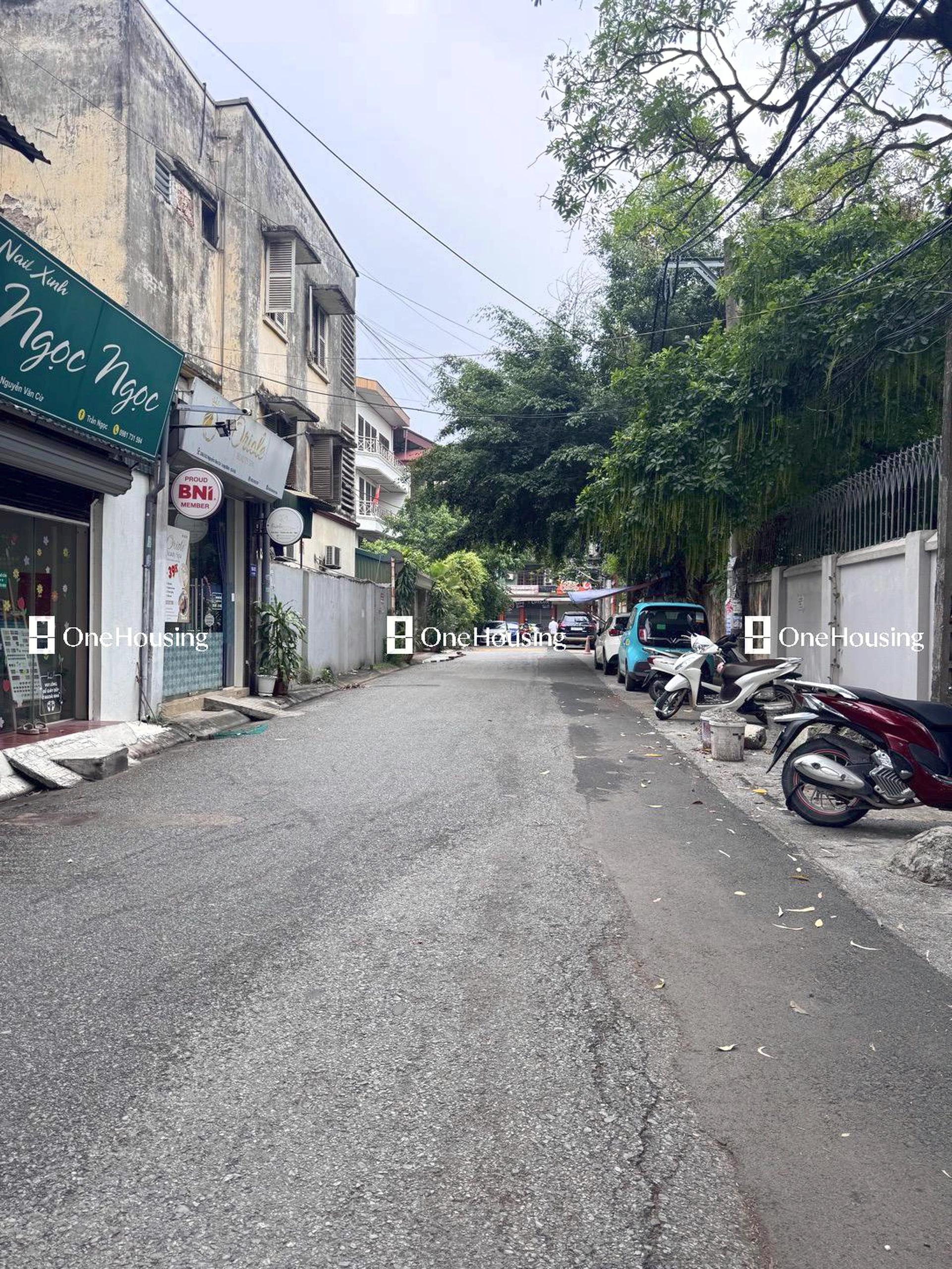 Nhà mặt ngõ cách Nguyễn Văn Cừ 100m, P. Bồ Đề, Q. Long Biên, TP. Hà Nội
