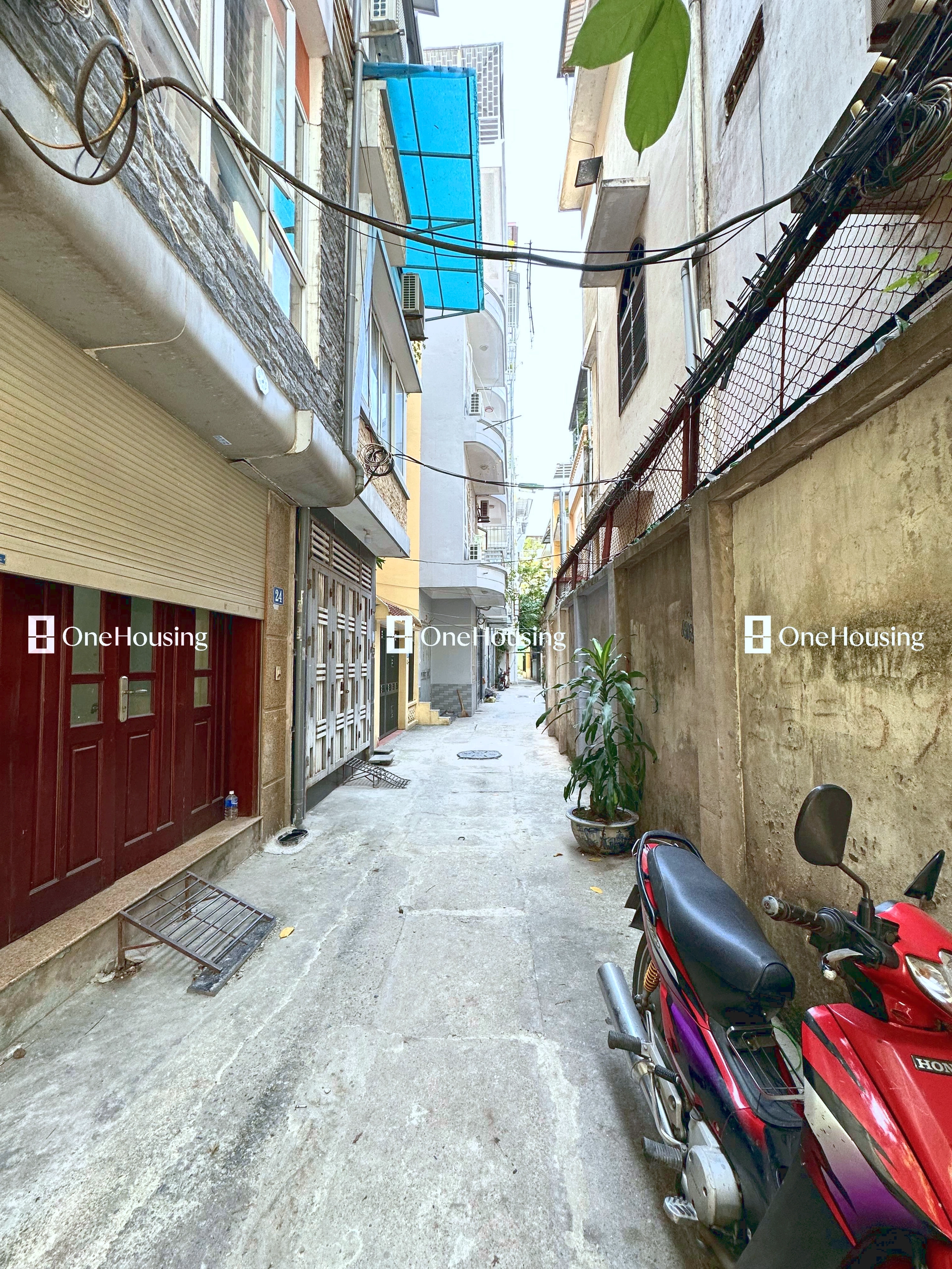 Nhà mặt ngõ cách Lạc Long Quân 50m, P. Nghĩa Đô, Q. Cầu Giấy, TP. Hà Nội