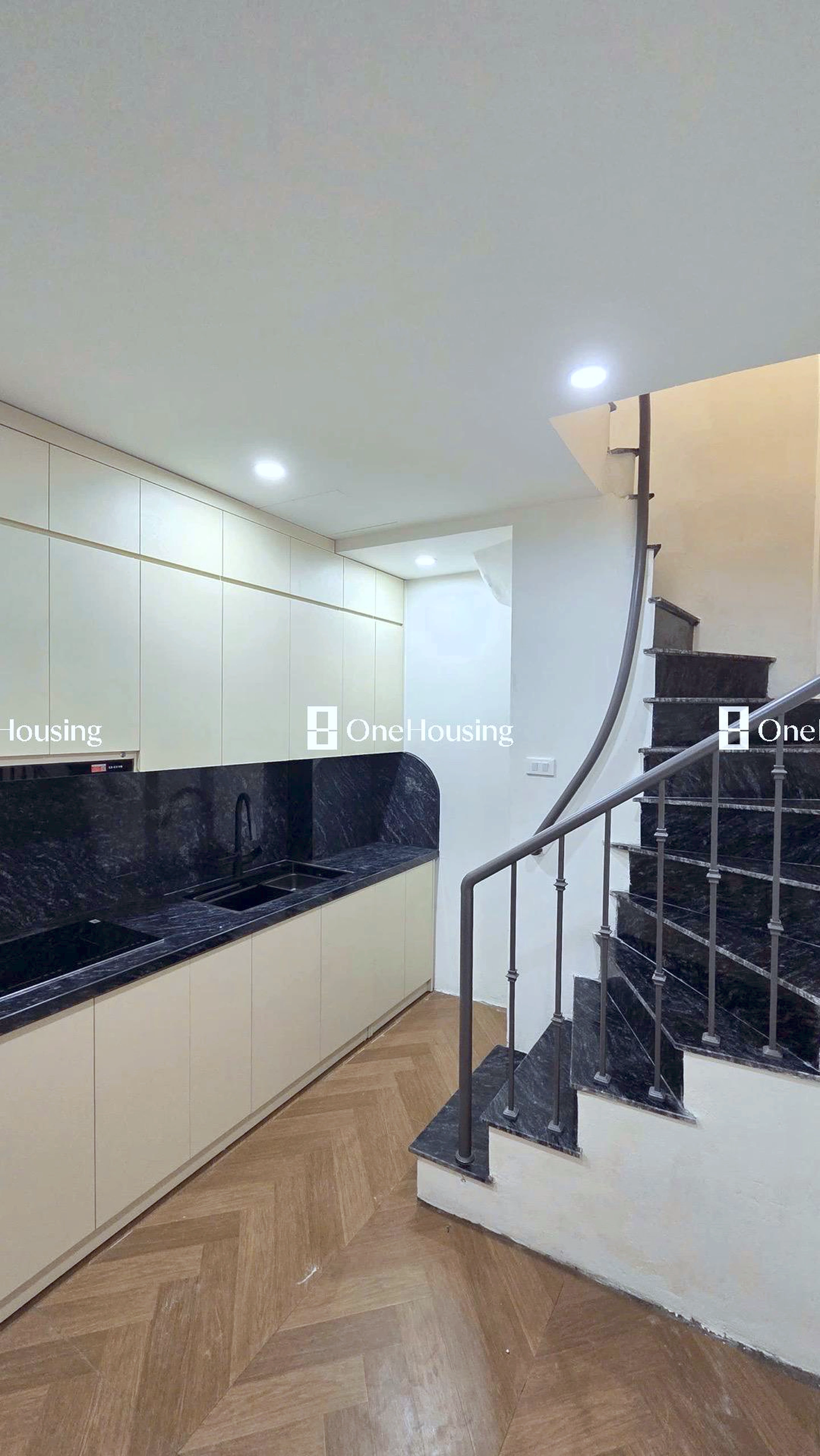 Nhà mặt ngõ cách Nguyễn Chí Thanh 20m, P. Giảng Võ, Q. Ba Đình, TP. Hà Nội