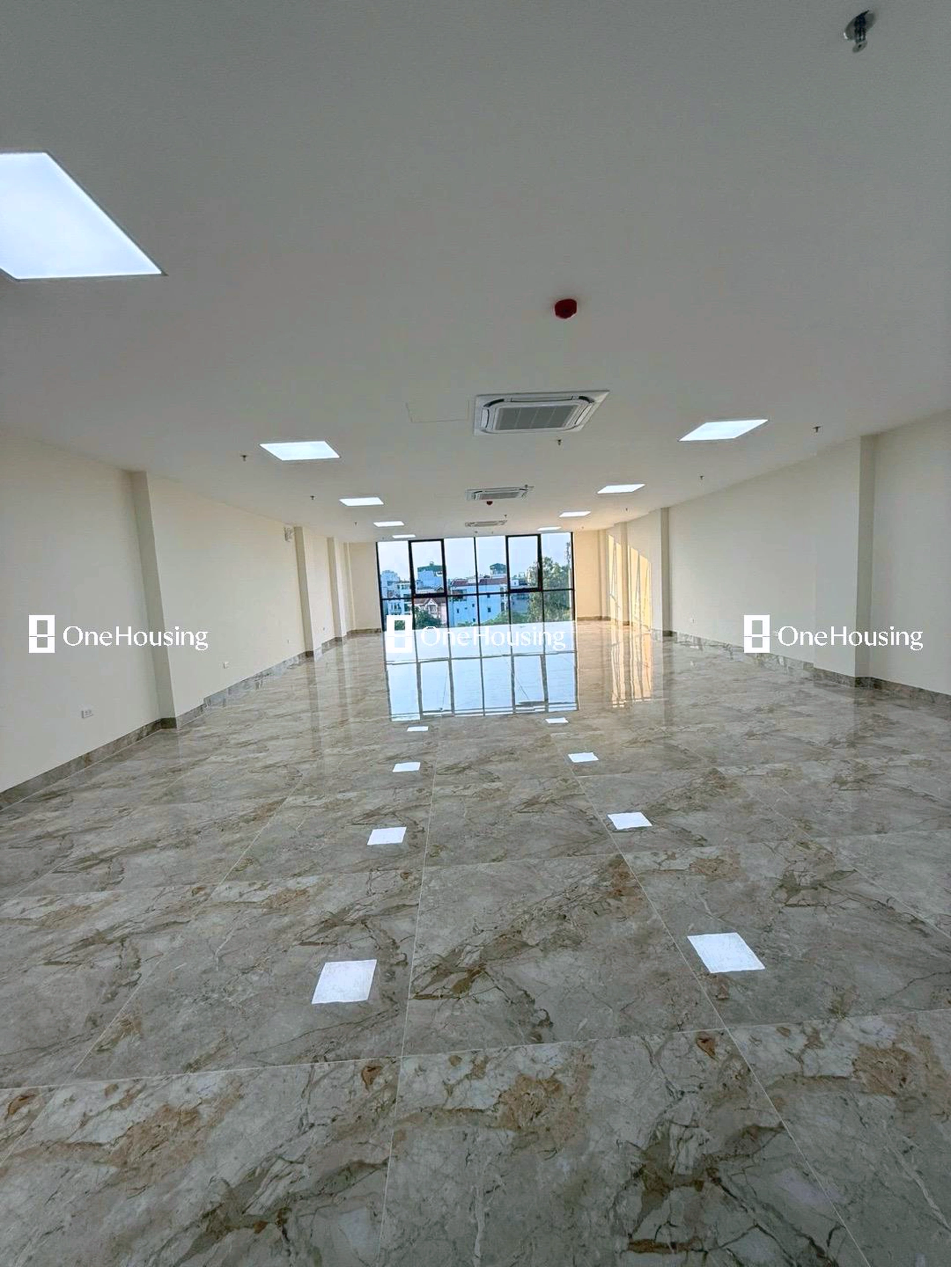 Nhà mặt phố Đức Diễn, P. Phúc Diễn, Q. Bắc Từ Liêm, TP. Hà Nội