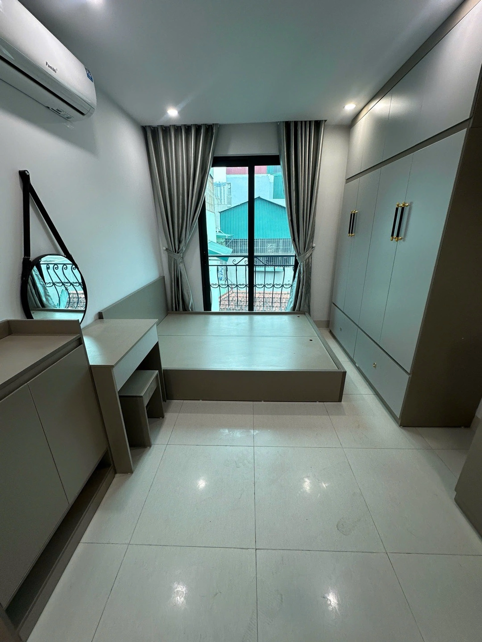 Nhà mặt ngõ cách Mễ Trì Thượng 100m, P. Mễ Trì, Q. Nam Từ Liêm, TP. Hà Nội