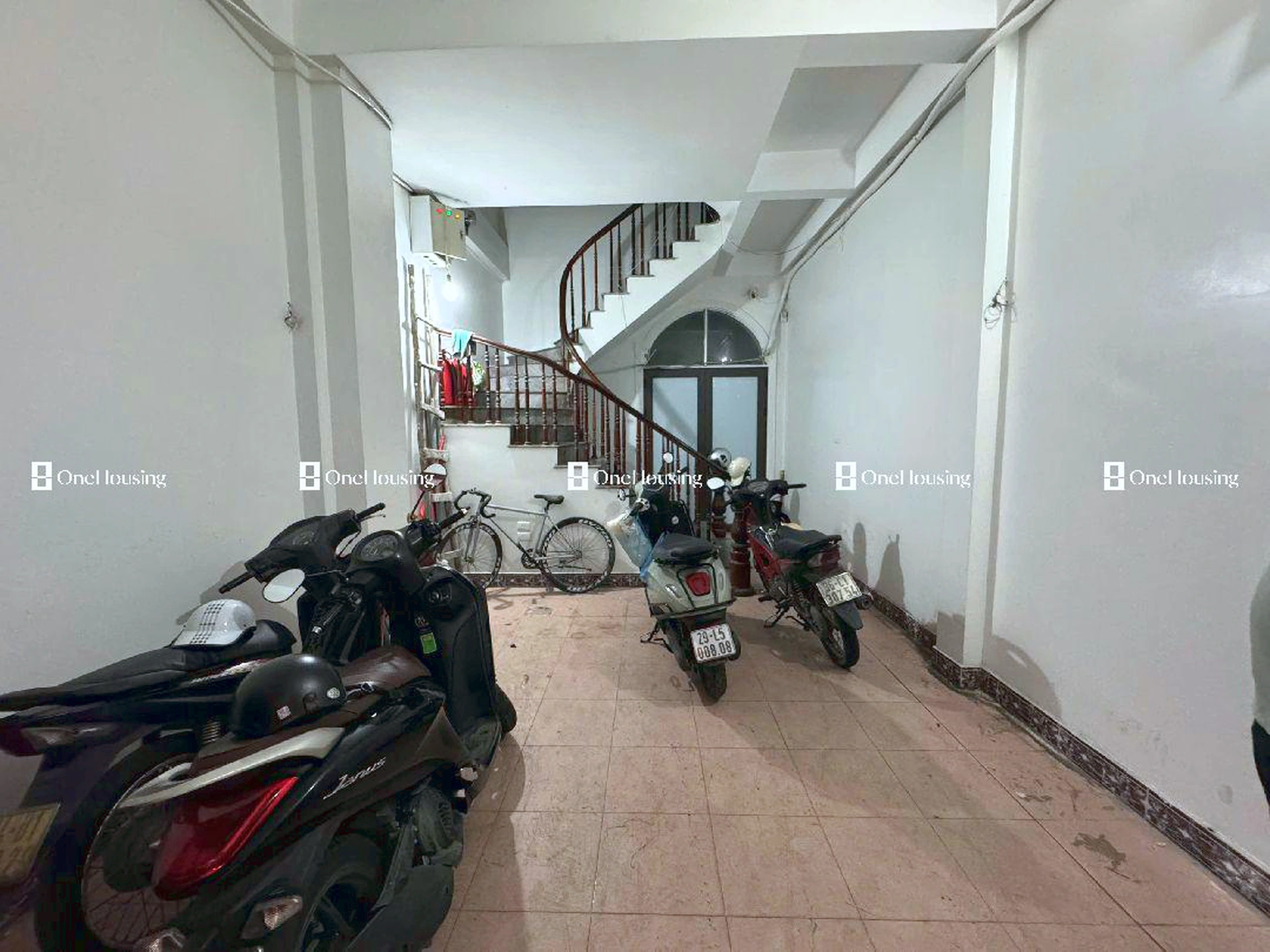 Nhà mặt ngõ cách Giáp Bát 40m, P. Tương Mai, Q. Hoàng Mai, TP. Hà Nội
