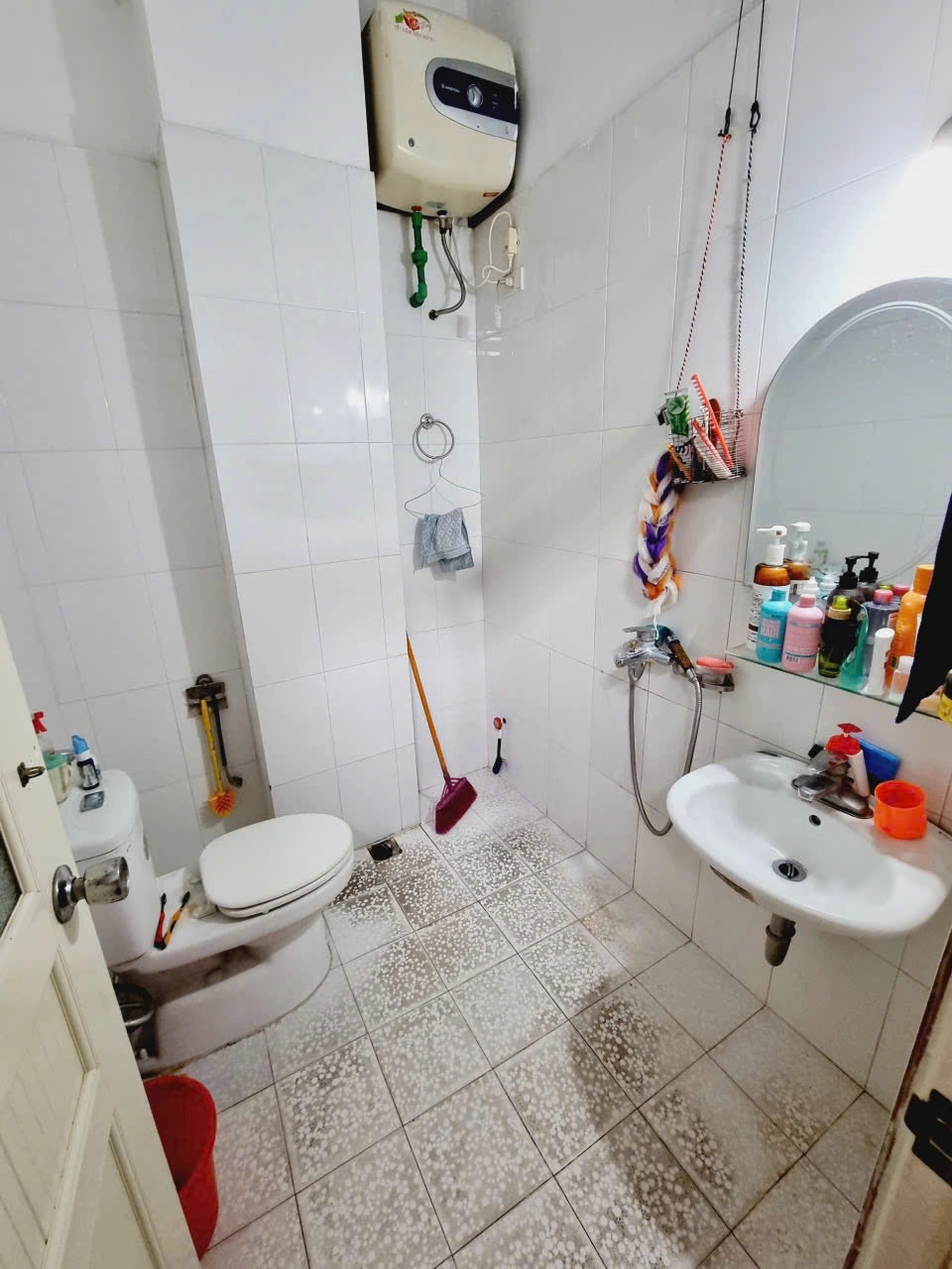 Nhà mặt ngõ cách Lê Gia Đỉnh 5m, P. Đồng Nhân, Q. Hai Bà Trưng, TP. Hà Nội