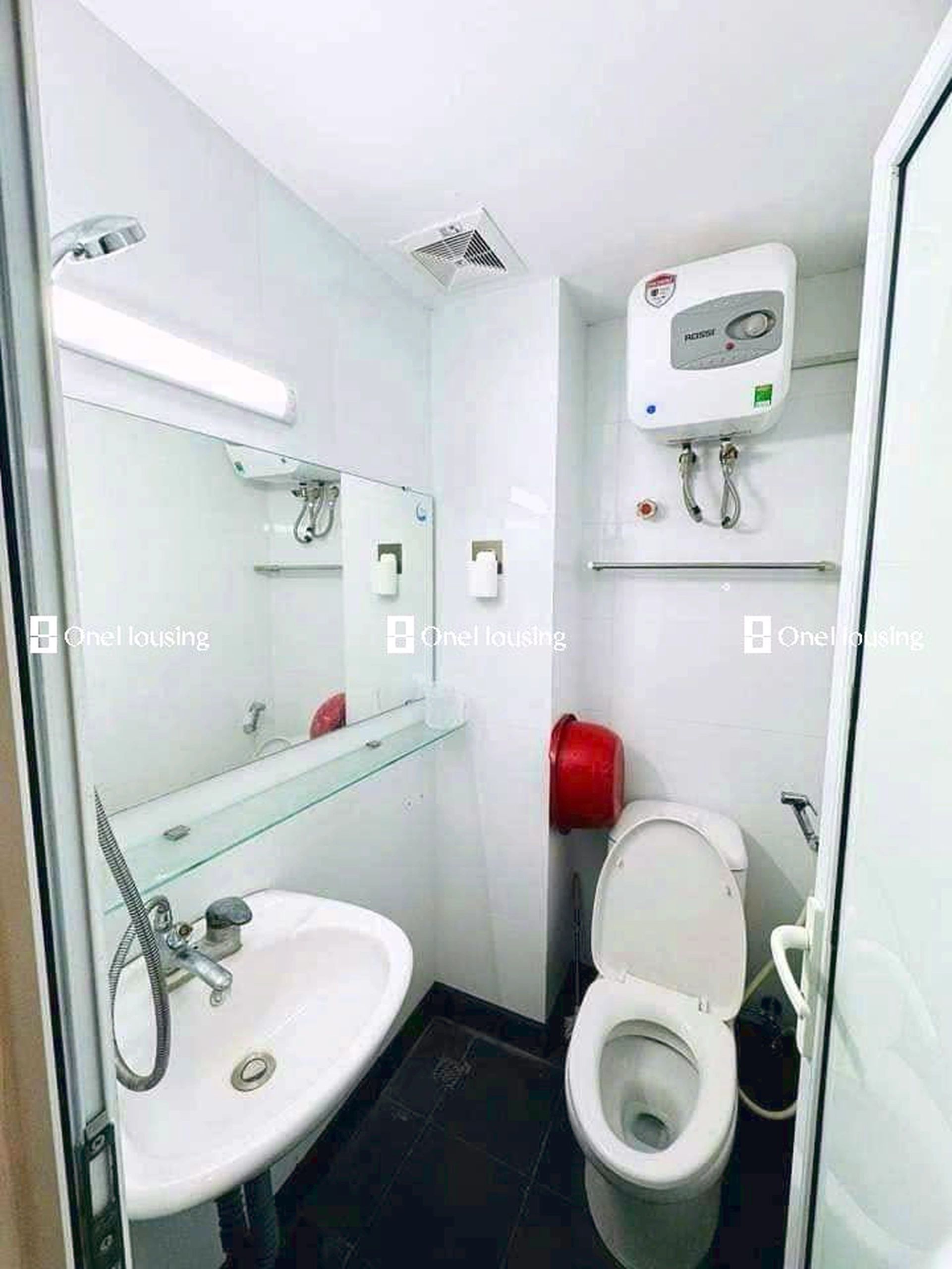 Nhà mặt ngõ cách Bạch Mai 70m, P. Cầu Dền, Q. Hai Bà Trưng, TP. Hà Nội