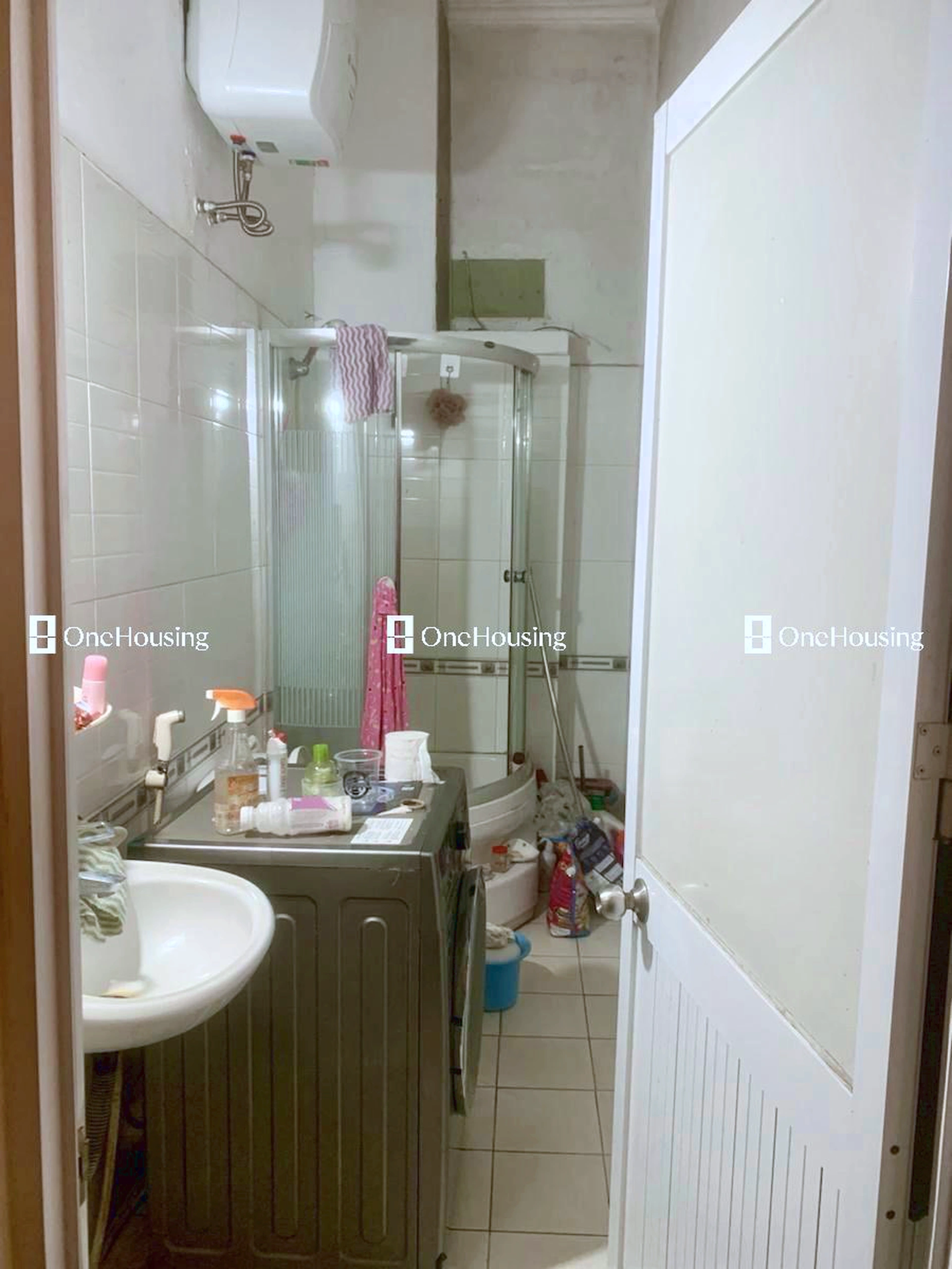 Nhà mặt ngõ cách Lạc Long Quân 70m, P. Nghĩa Đô, Q. Cầu Giấy, TP. Hà Nội