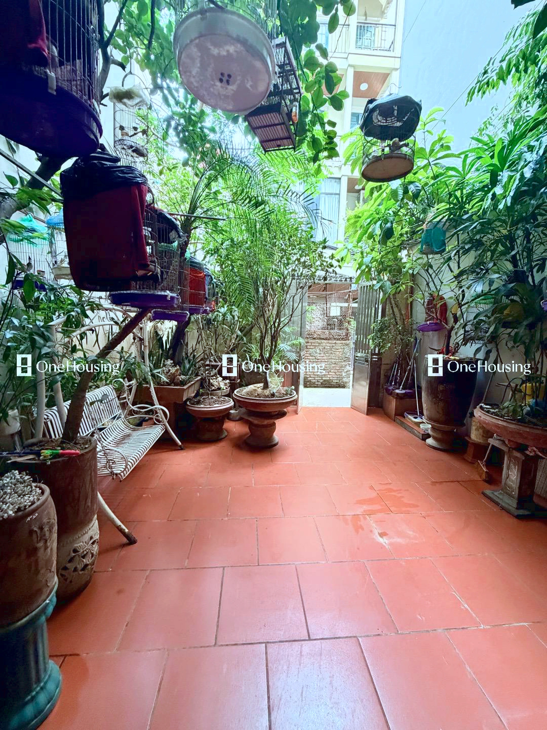 Nhà mặt ngõ cách Lạc Long Quân 70m, P. Nghĩa Đô, Q. Cầu Giấy, TP. Hà Nội