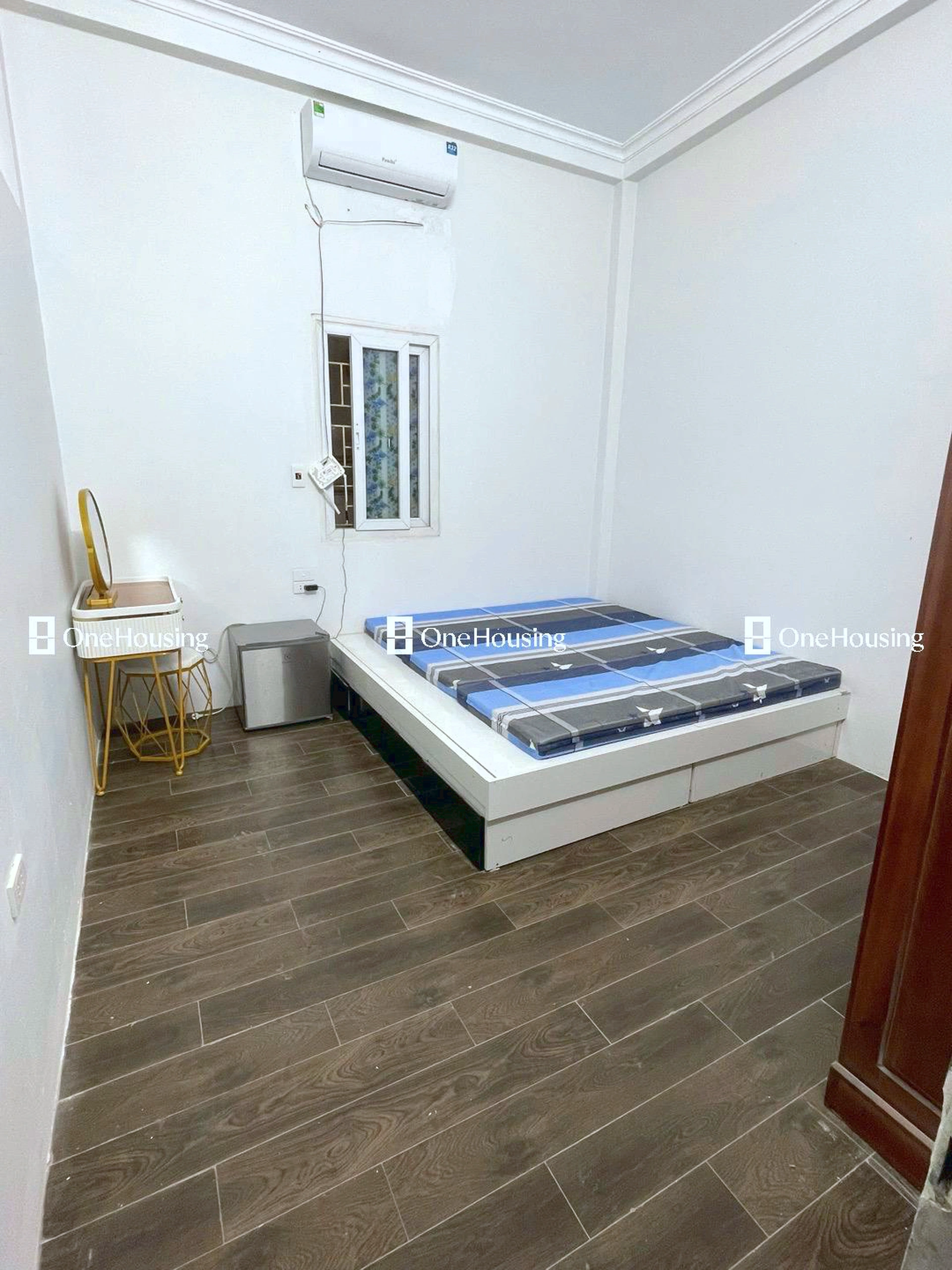 Nhà mặt ngõ cách Đội Cấn 10m, P. Ngọc Hà, Q. Ba Đình, TP. Hà Nội