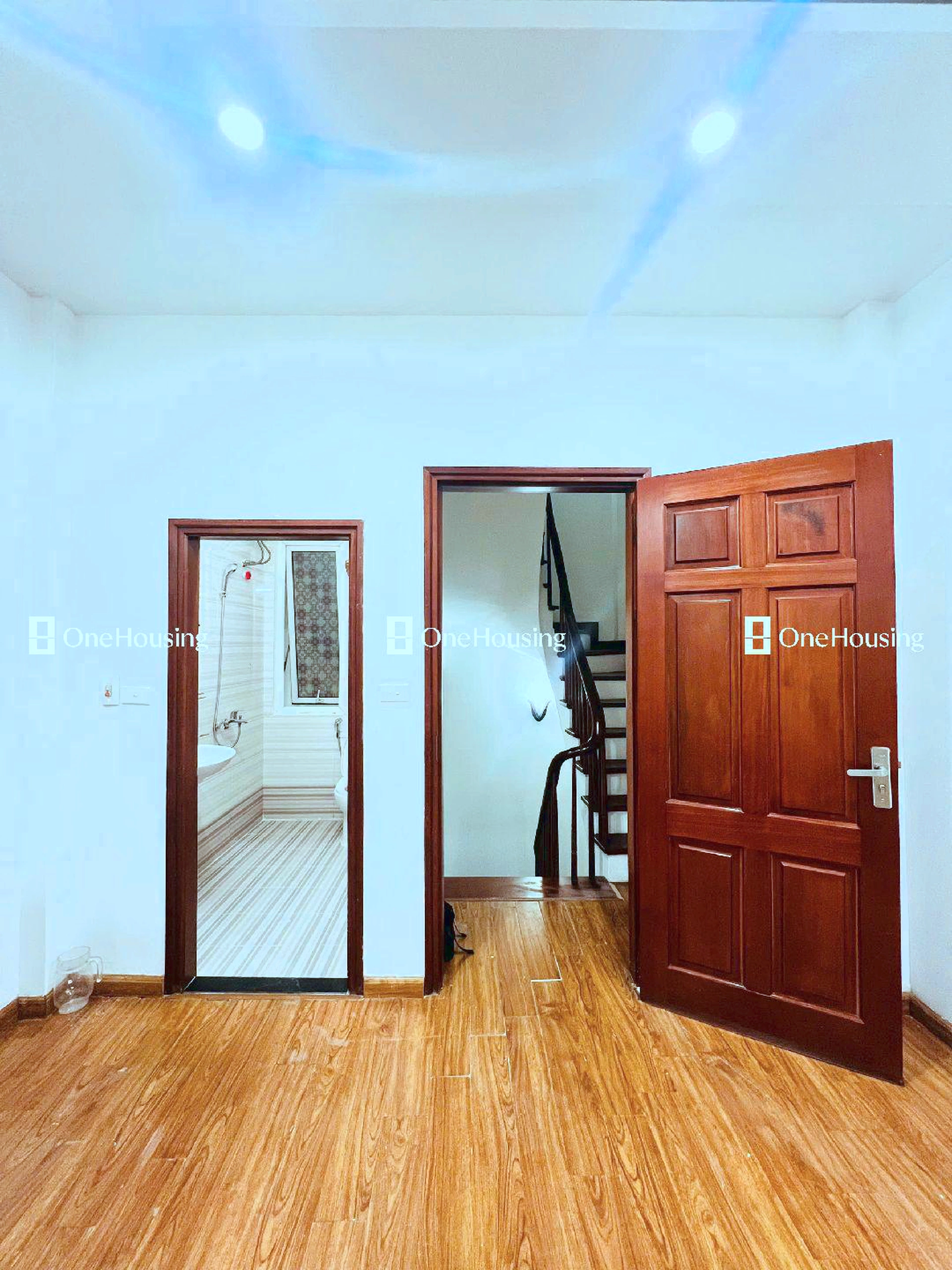 Nhà mặt ngõ cách Phạm Văn Đồng 50m, P. Mai Dịch, Q. Cầu Giấy, TP. Hà Nội