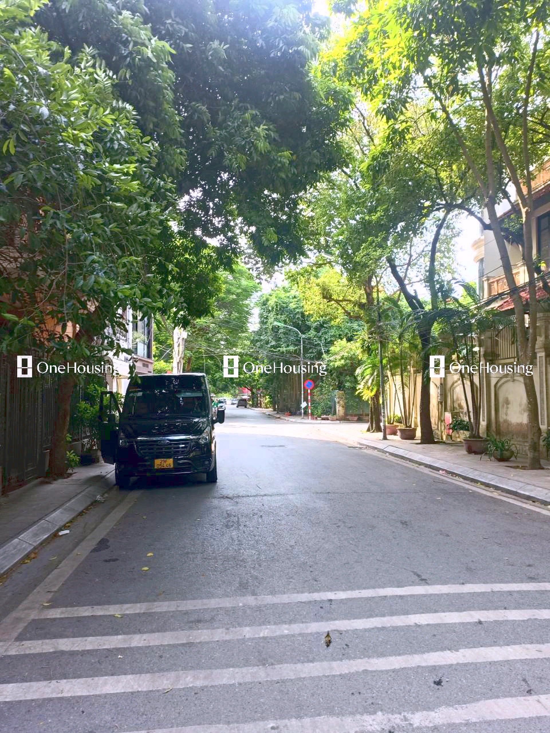 Nhà mặt ngõ cách Quảng Khánh 80m, P. Quảng An, Q. Tây Hồ, TP. Hà Nội