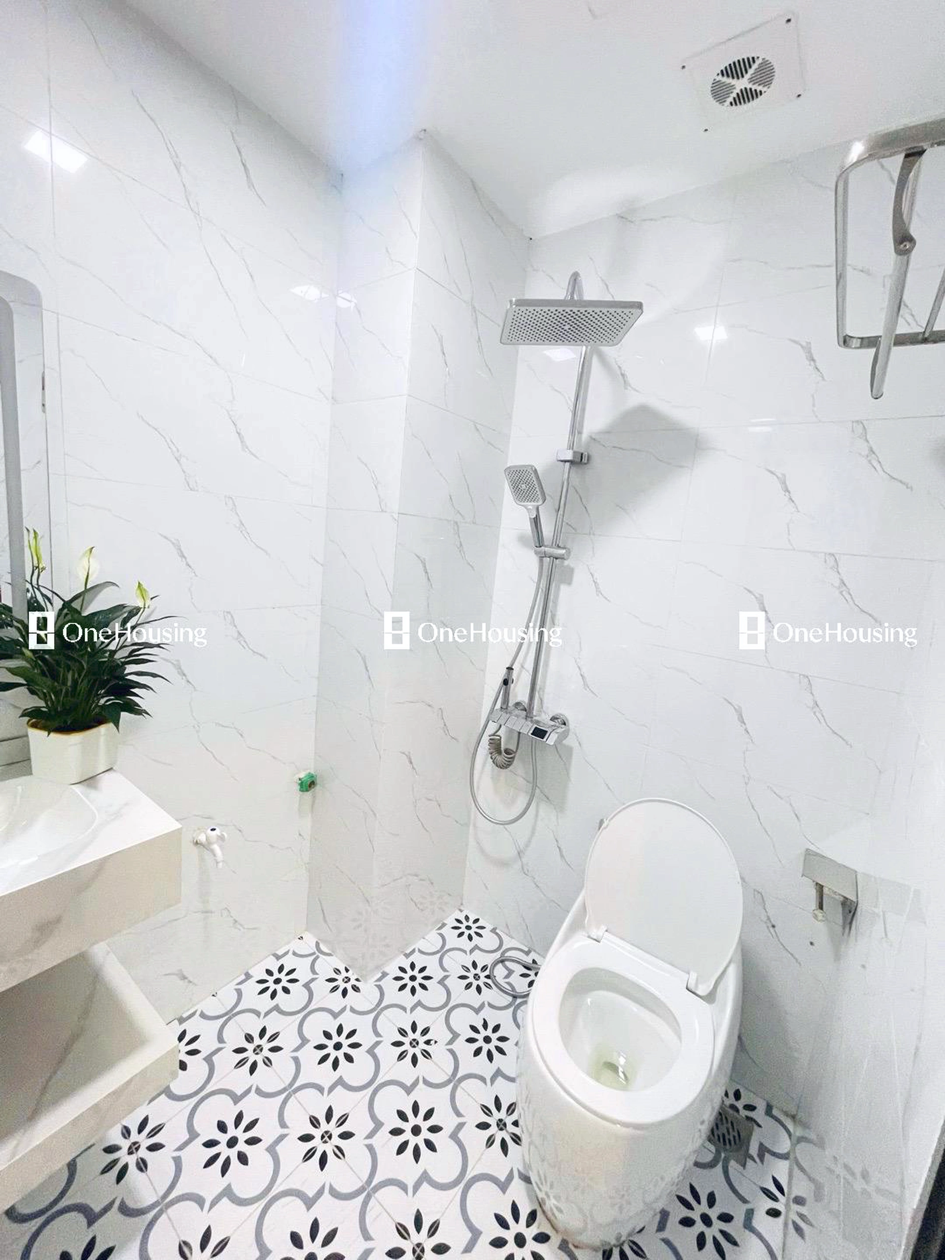 Nhà mặt ngõ cách Phố Lụa 50m, P. Vạn Phúc, Q. Hà Đông, TP. Hà Nội