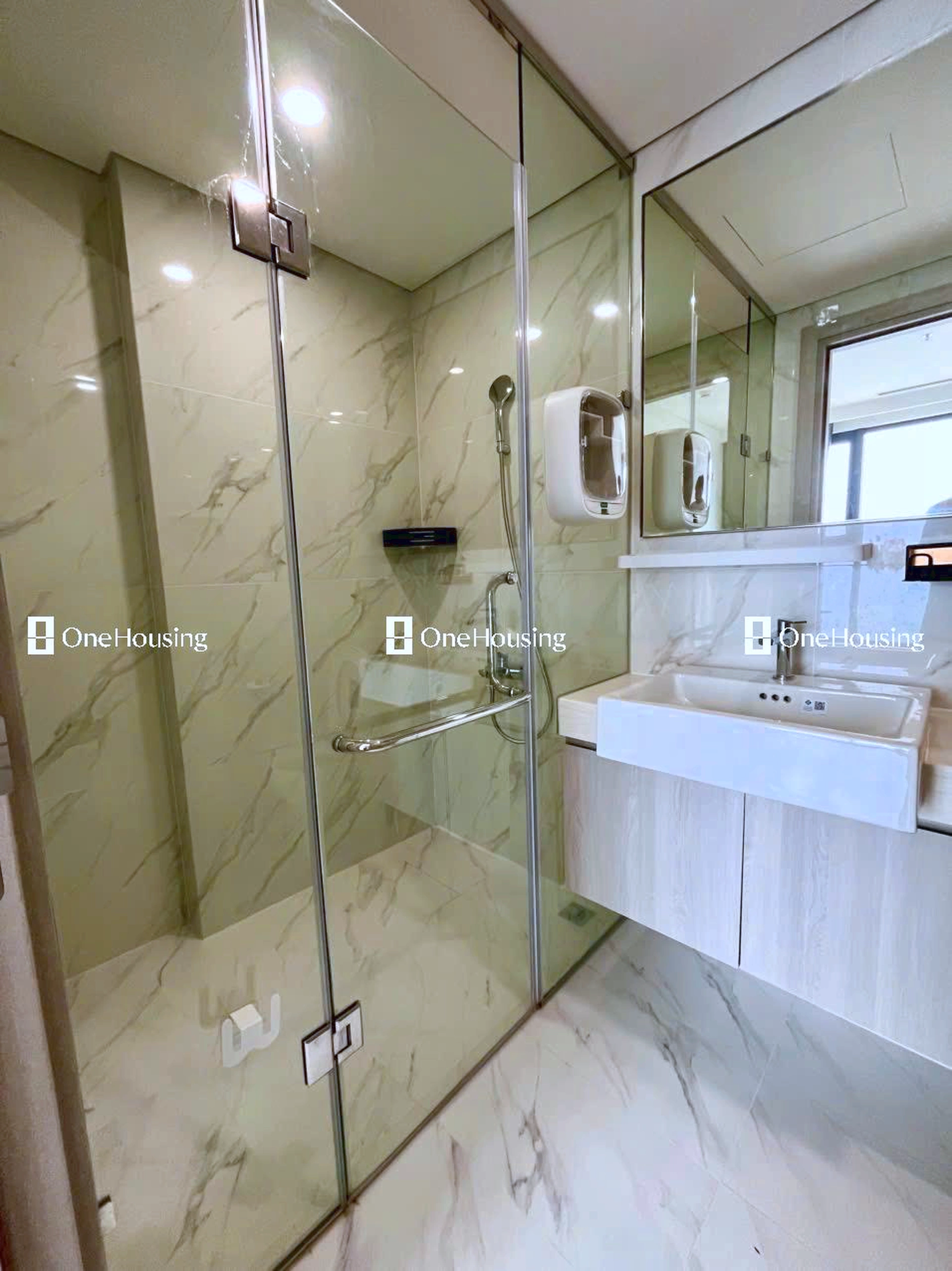 Căn 2PN toà A - Masteri West Heights