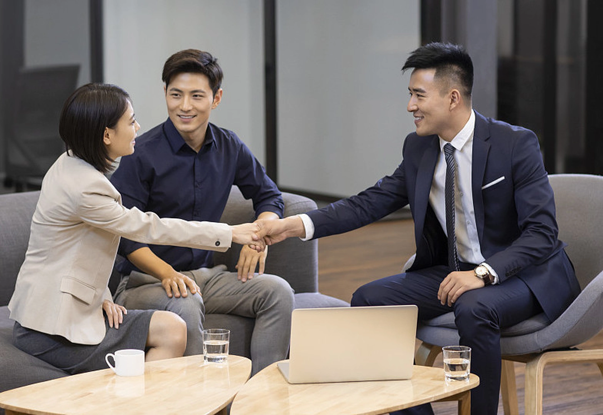 Bán nhà với OneHousing: Quá trình đóng hồ sơ & Hoàn tất giao dịch